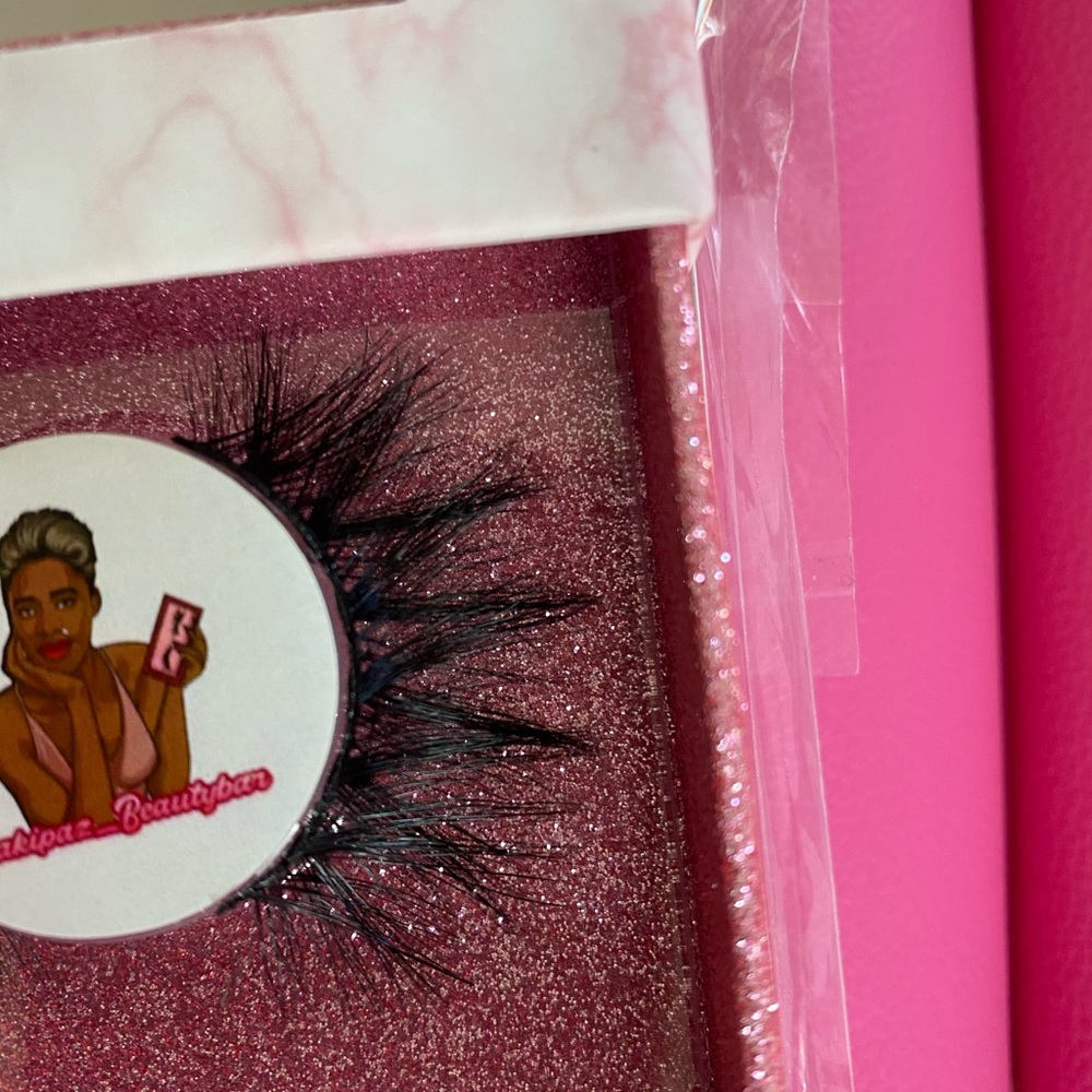 Mink lash extensions - Picture 7 of 15